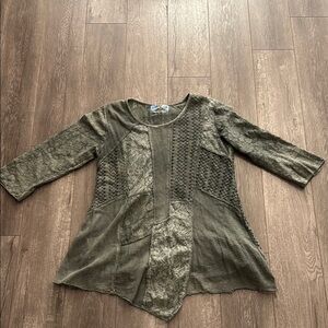 Tienda Ho grey green crochet 3/4 sleeve tunic